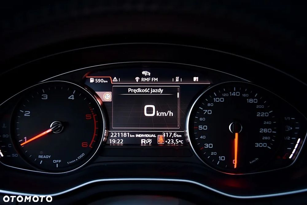 Audi A4 Avant 2.0 TDI Design S tronic - 20