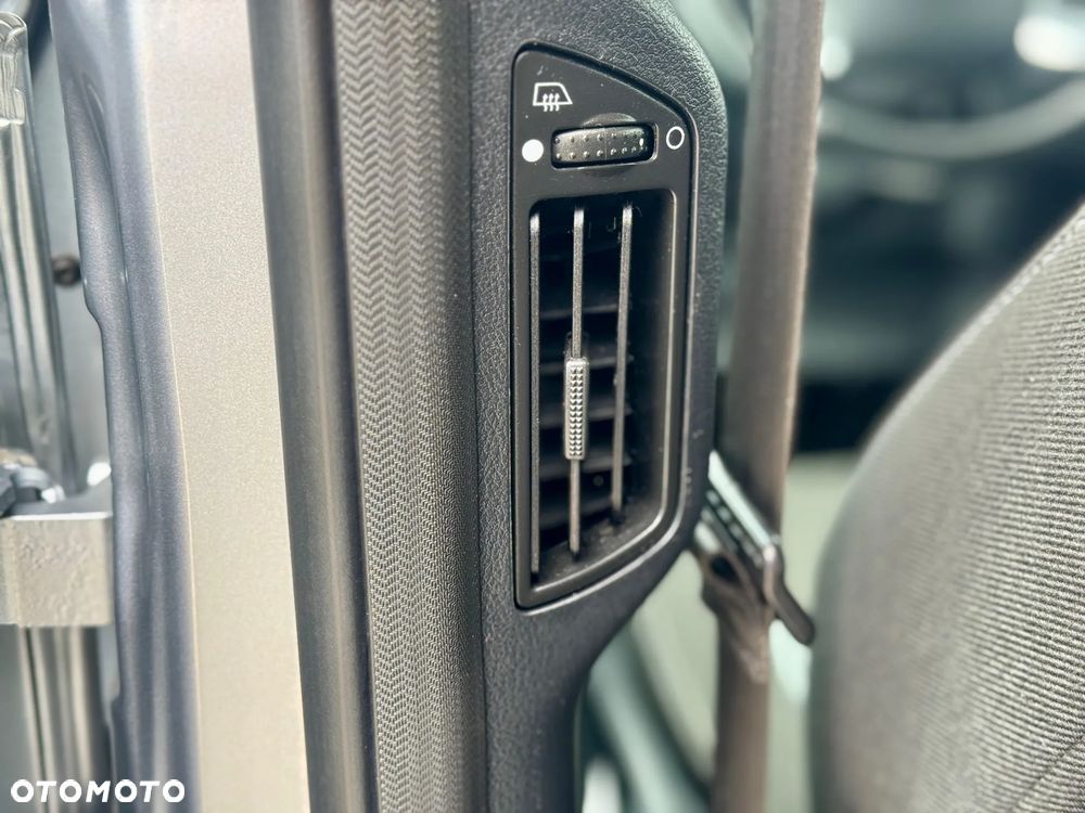 Ford Galaxy 2.0 FF Titanium - 20