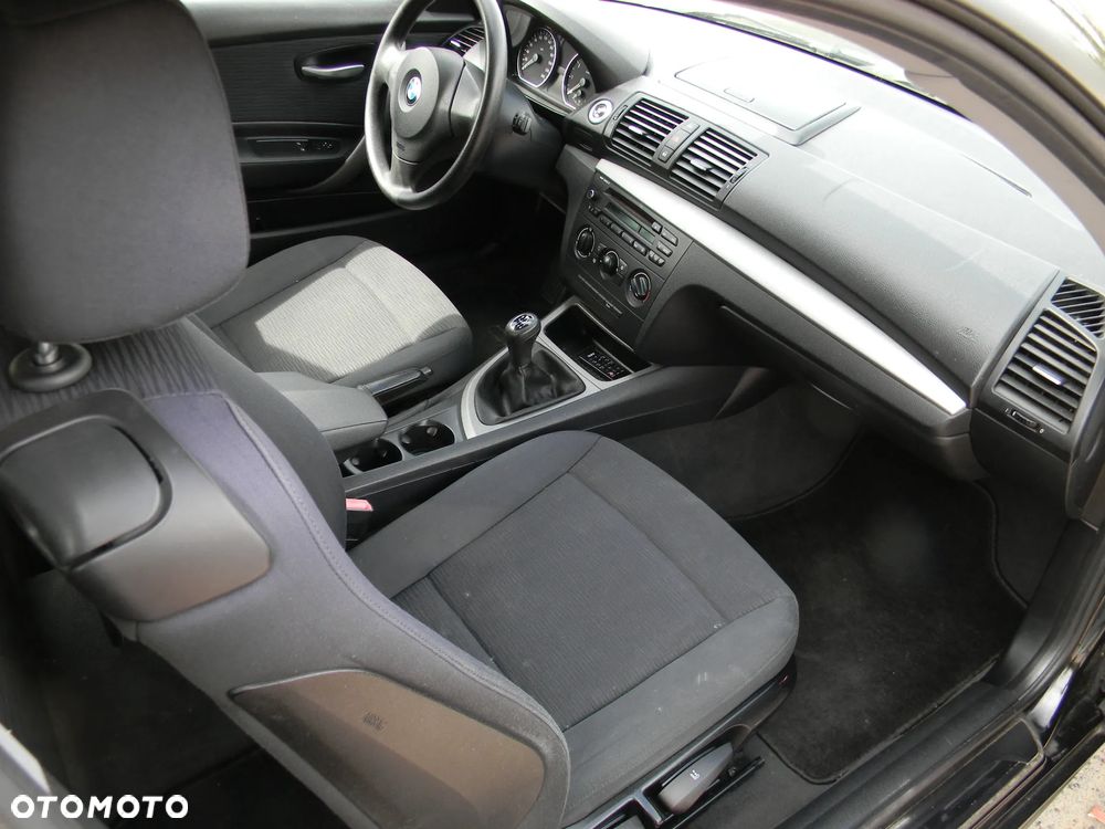 BMW Seria 1 116i - 4