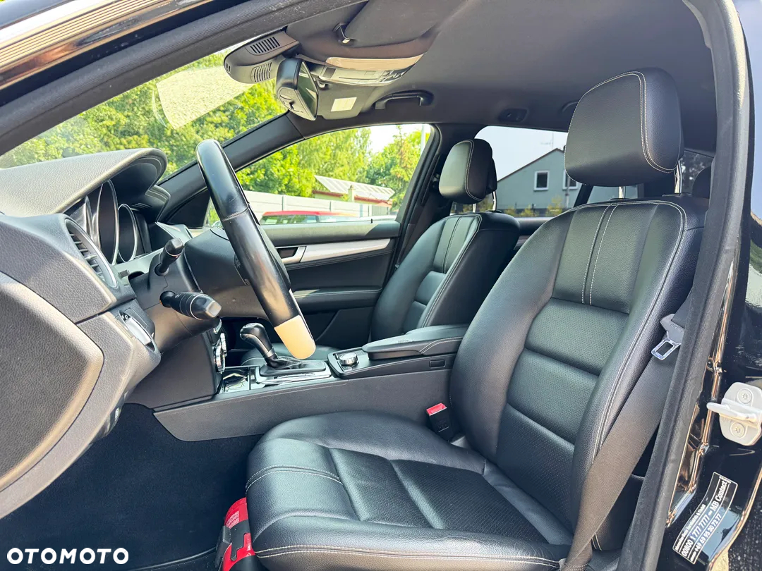 Mercedes-Benz Klasa C 300 T CDI 4Matic 7G-TRONIC Avantgarde Edition - 18