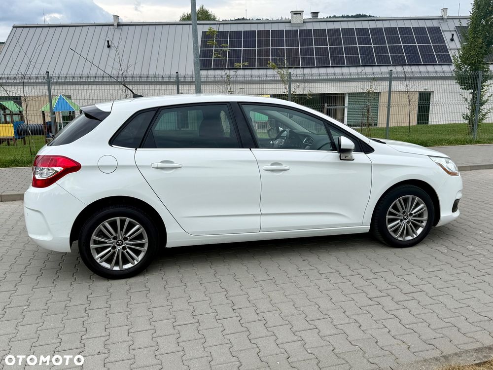 Citroën C4 e-HDi 110 EGS6 Stop/Start System Exclusive - 34