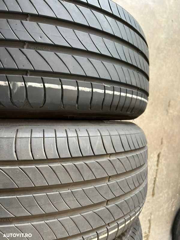 vând 4 anvelope 235/50/19 Michelin de vară ca noi - 2