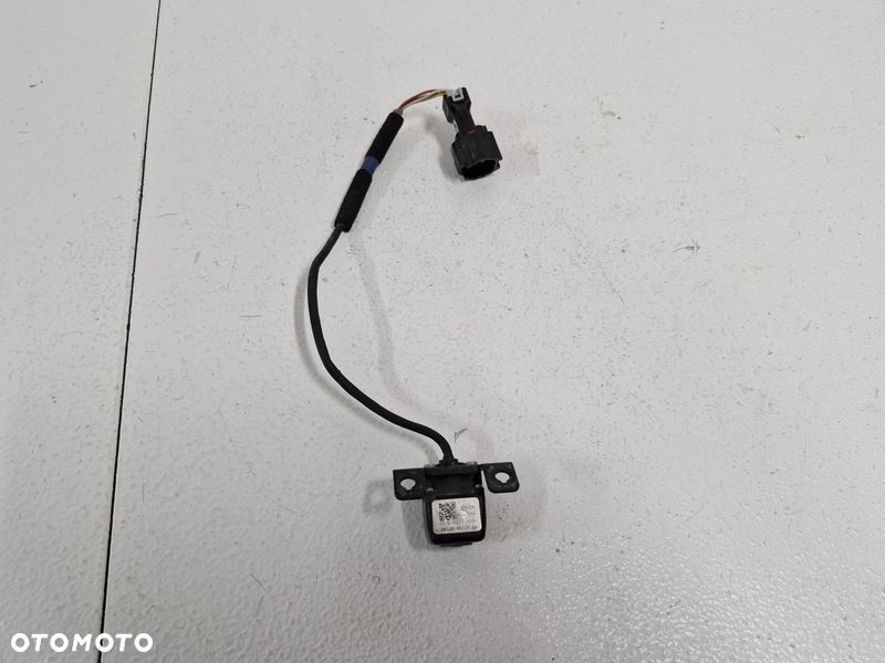 hyundai i40 kamera cofania 95760-3z102 - 4
