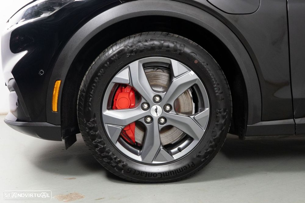 Ford Mustang Mach-E Standard - 22
