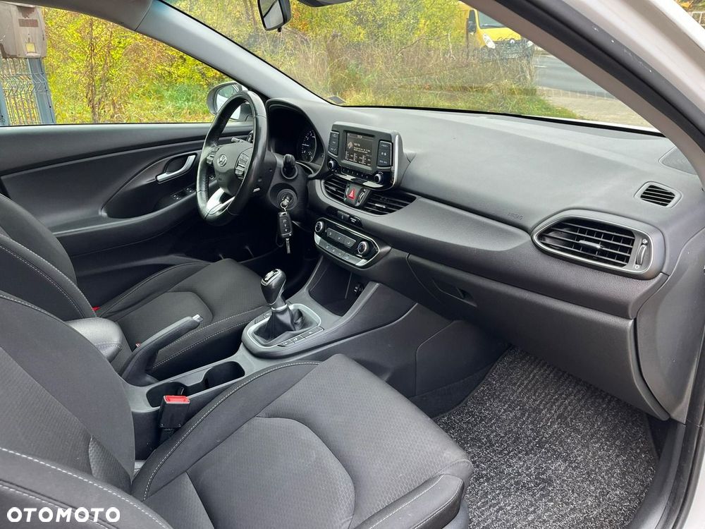 Hyundai i30 - 22
