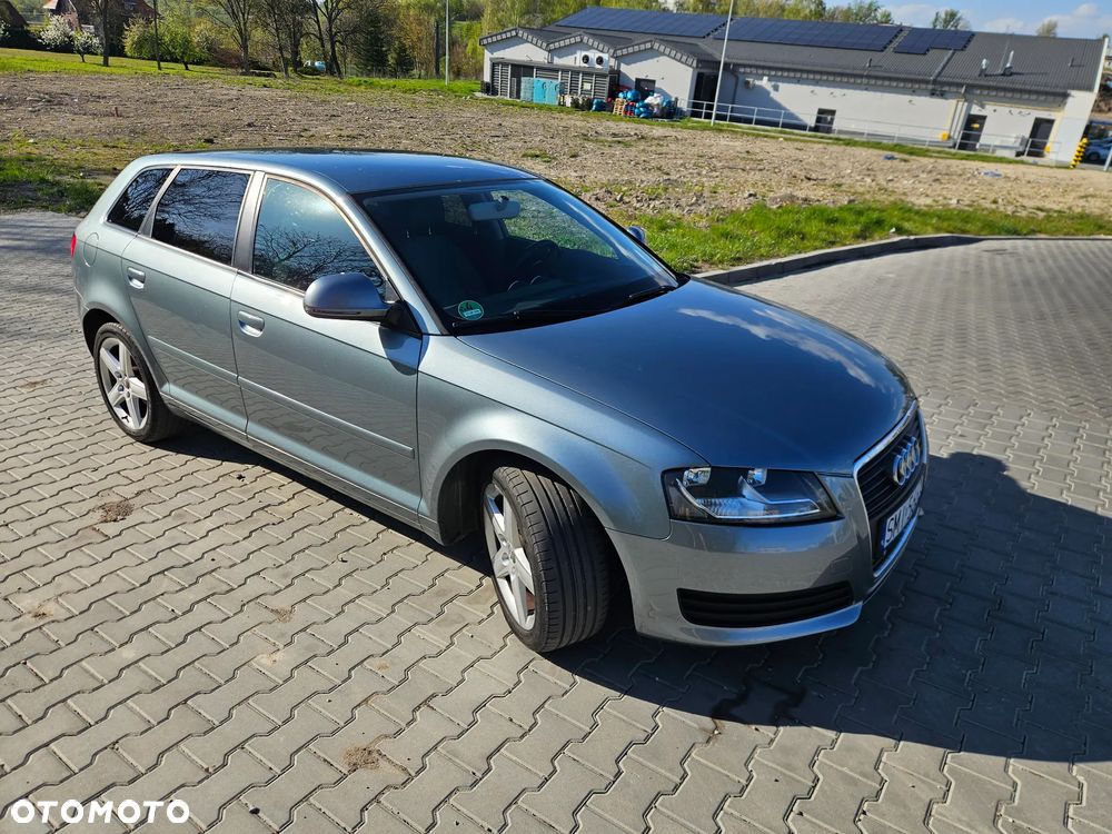 Audi A3 Sportback 1.4 TFSI Ambiente - 3