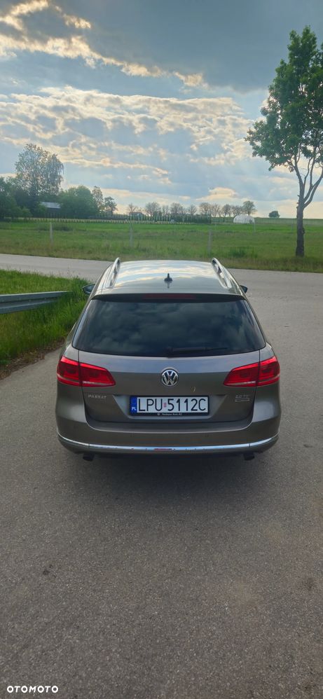 Volkswagen Passat 2.0 TDI 4Mot Highline DSG - 9