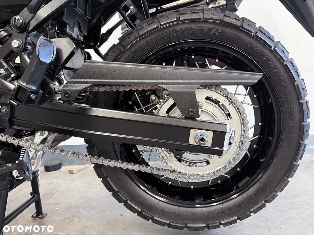 Suzuki V-STROM - 8
