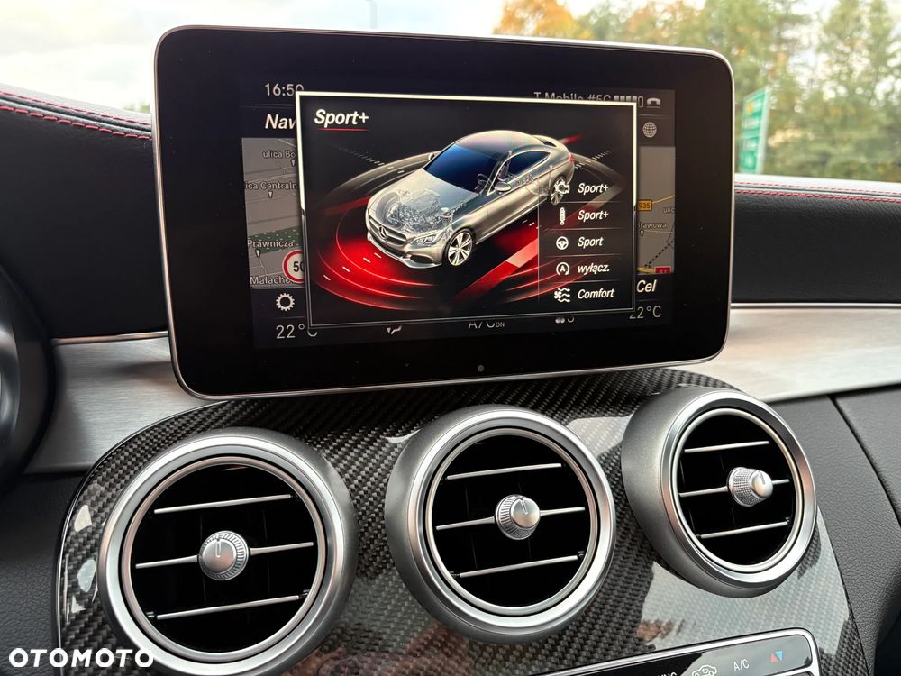 Mercedes-Benz Klasa C AMG 43 4Matic 9G-TRONIC Night Edition - 27