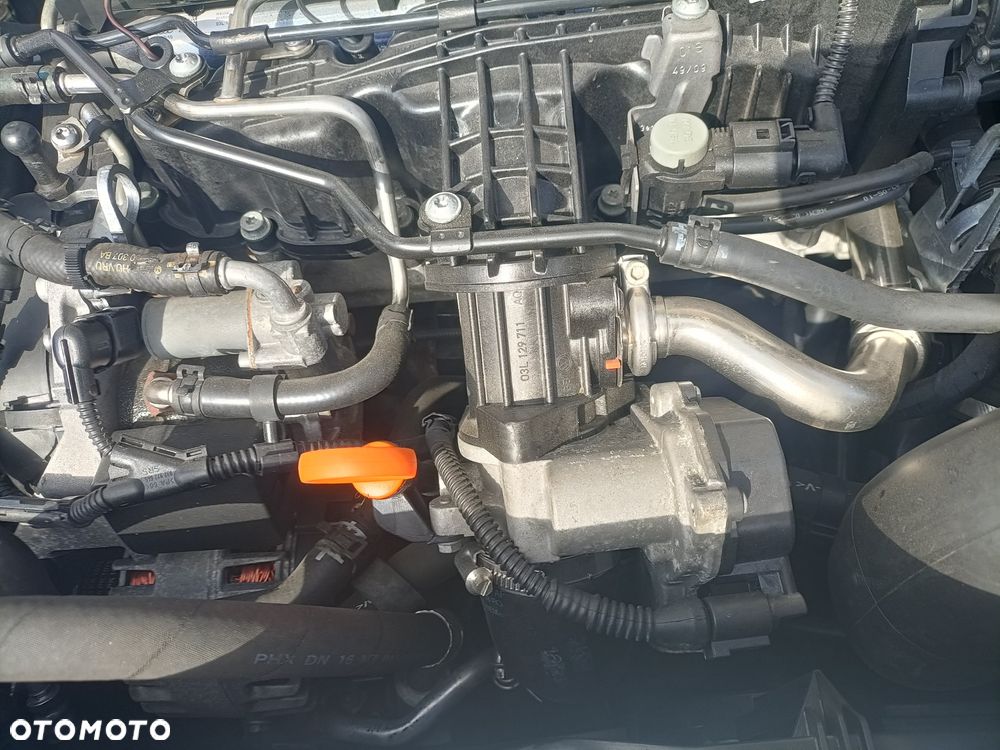 Volkswagen Golf 1.6 TDI Trendline - 14