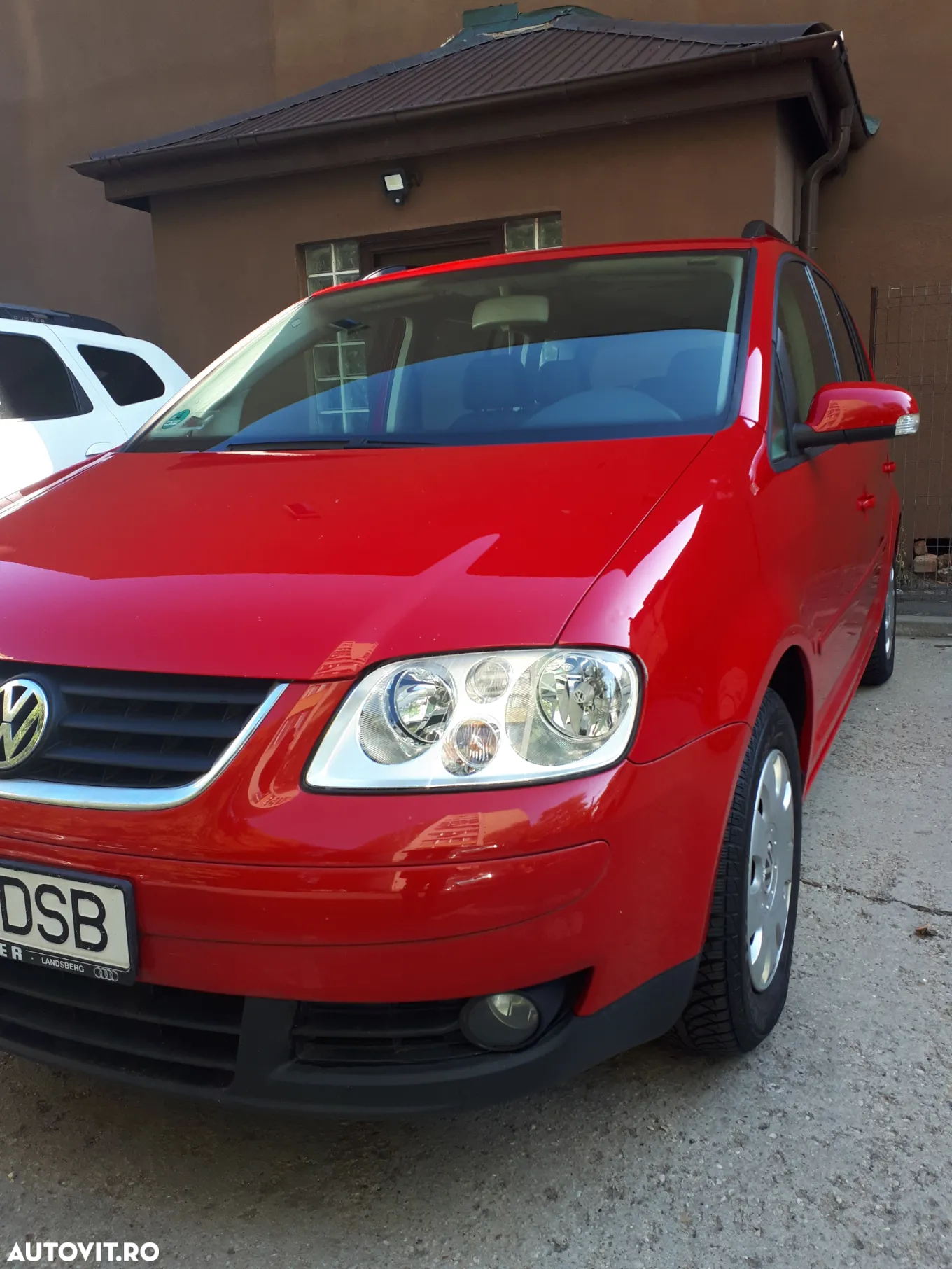 Volkswagen Touran 1.6 FSI - 6