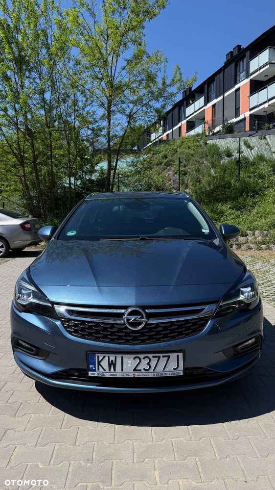 Opel Astra 1.6 CDTI Essentia - 19