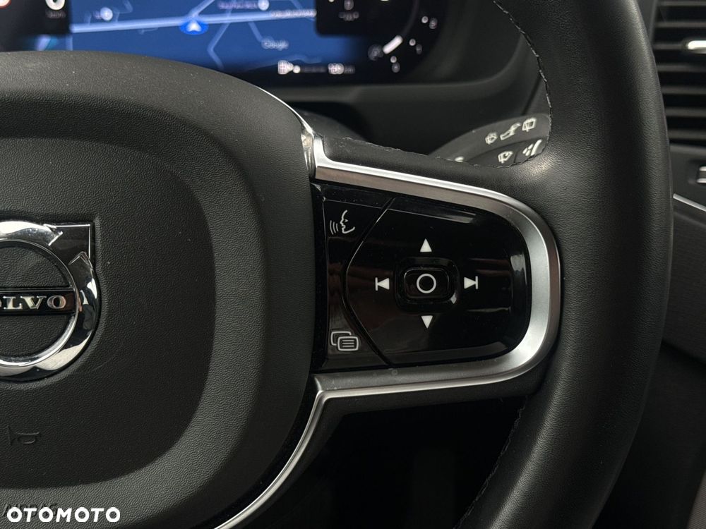 Volvo XC 90 - 39