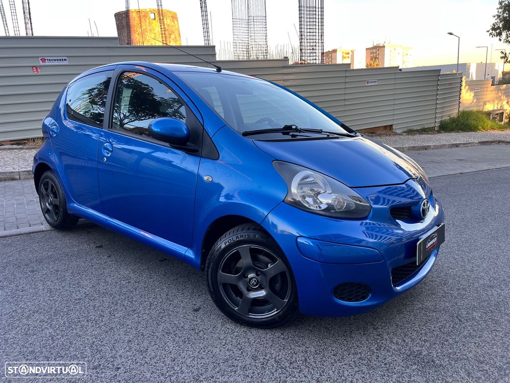 Toyota Aygo 1.0 Power Pack+AC+JLL - 2
