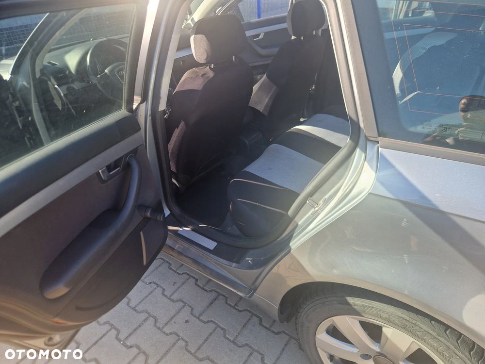 Audi A4 Avant 2.0 TDI - 12
