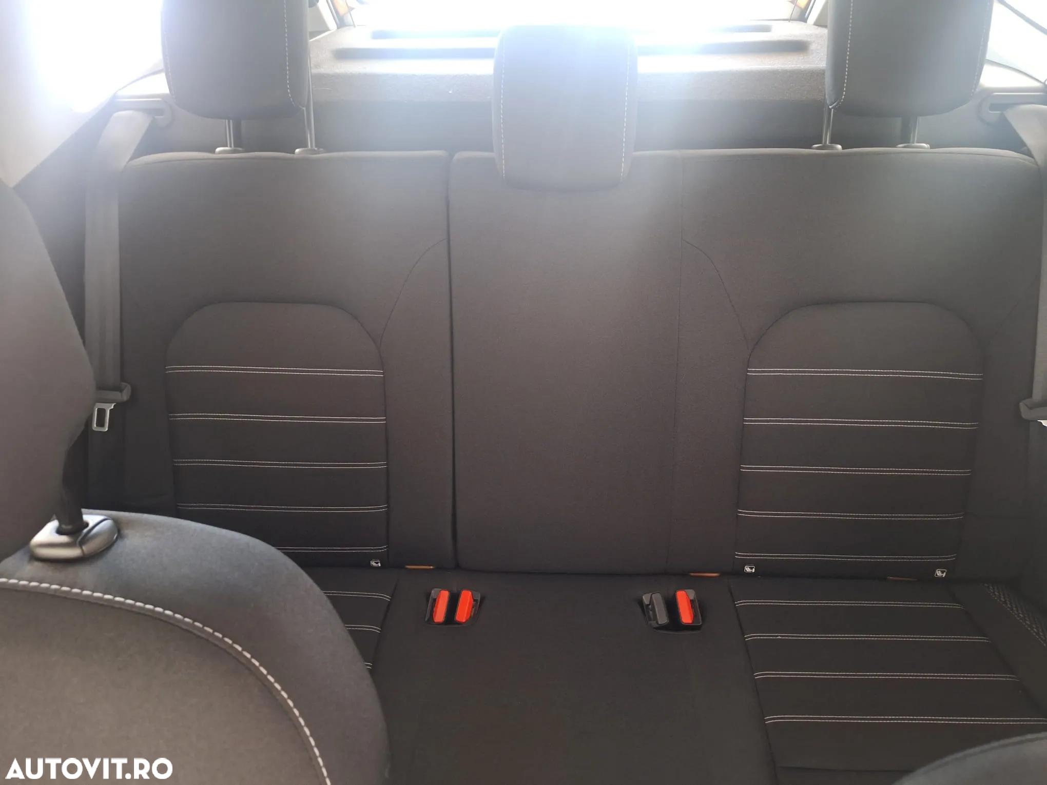 Dacia Duster 1.5 Blue dCi 4WD Prestige jante 17" - 10