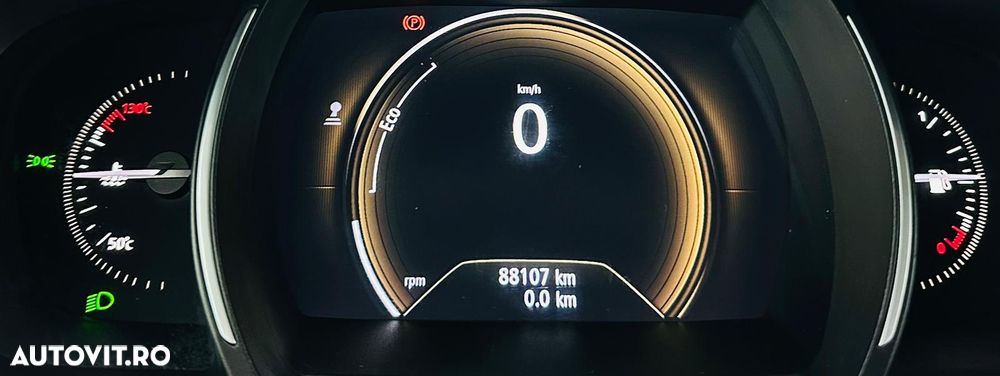 Renault Megane ENERGY TCe 130 LIMITED - 28