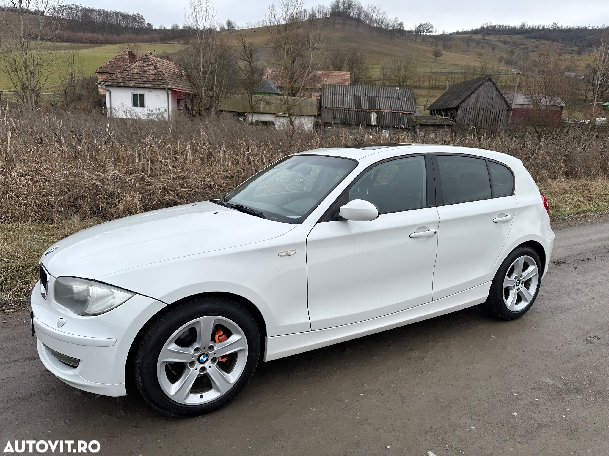 BMW Seria 1 118d - 6