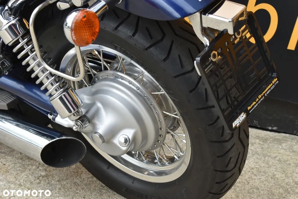 Suzuki Intruder - 17