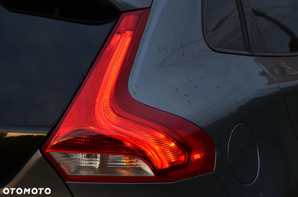 Volvo V40 Cross Country D2 Momentum - 39