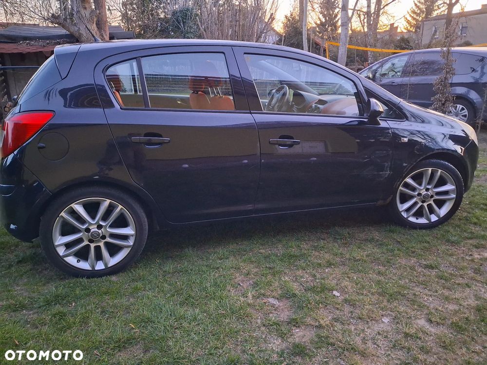 Opel Corsa 1.4 16V Enjoy - 1