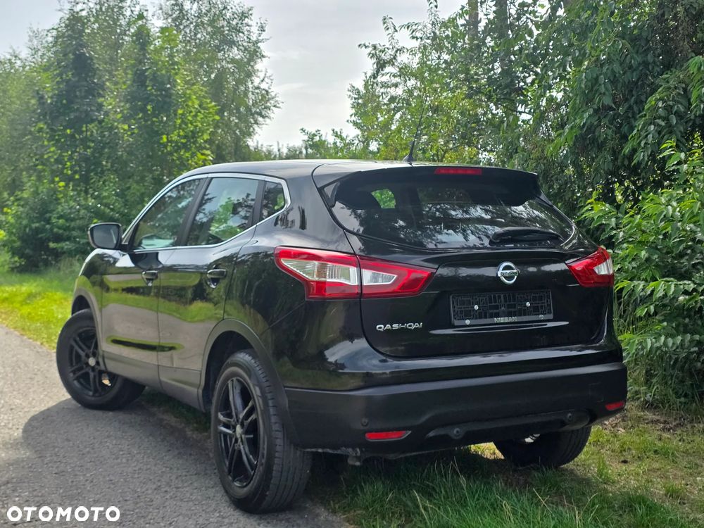 Nissan Qashqai 1.2 DIG-T N-Vision - 10
