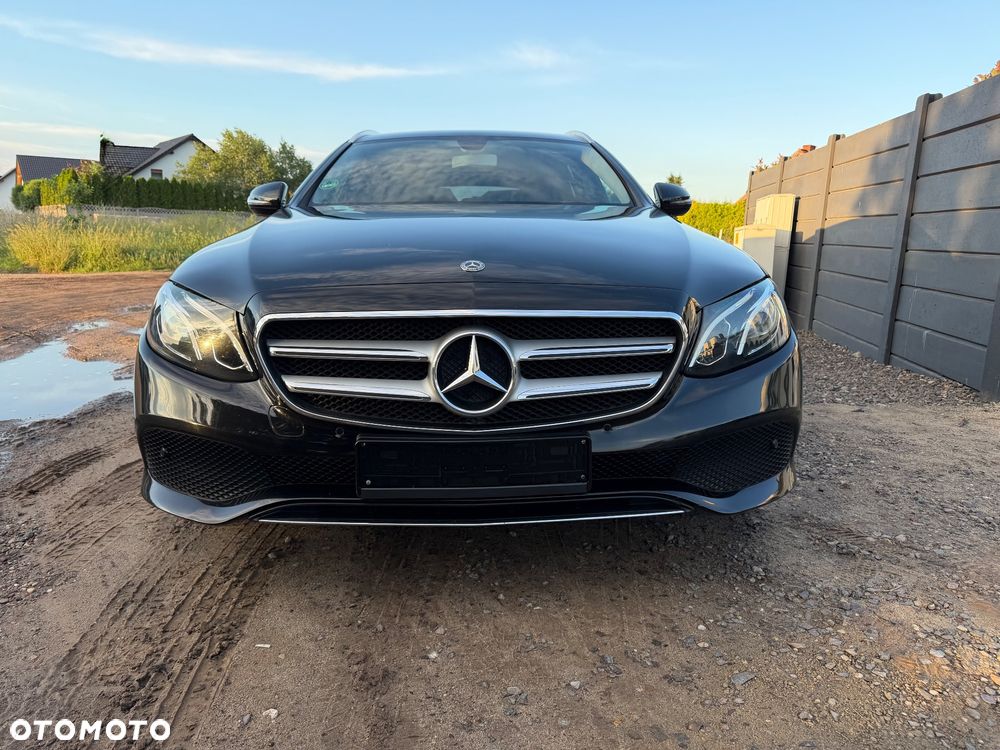 Mercedes-Benz Klasa E 220 d 9G-TRONIC Avantgarde - 5