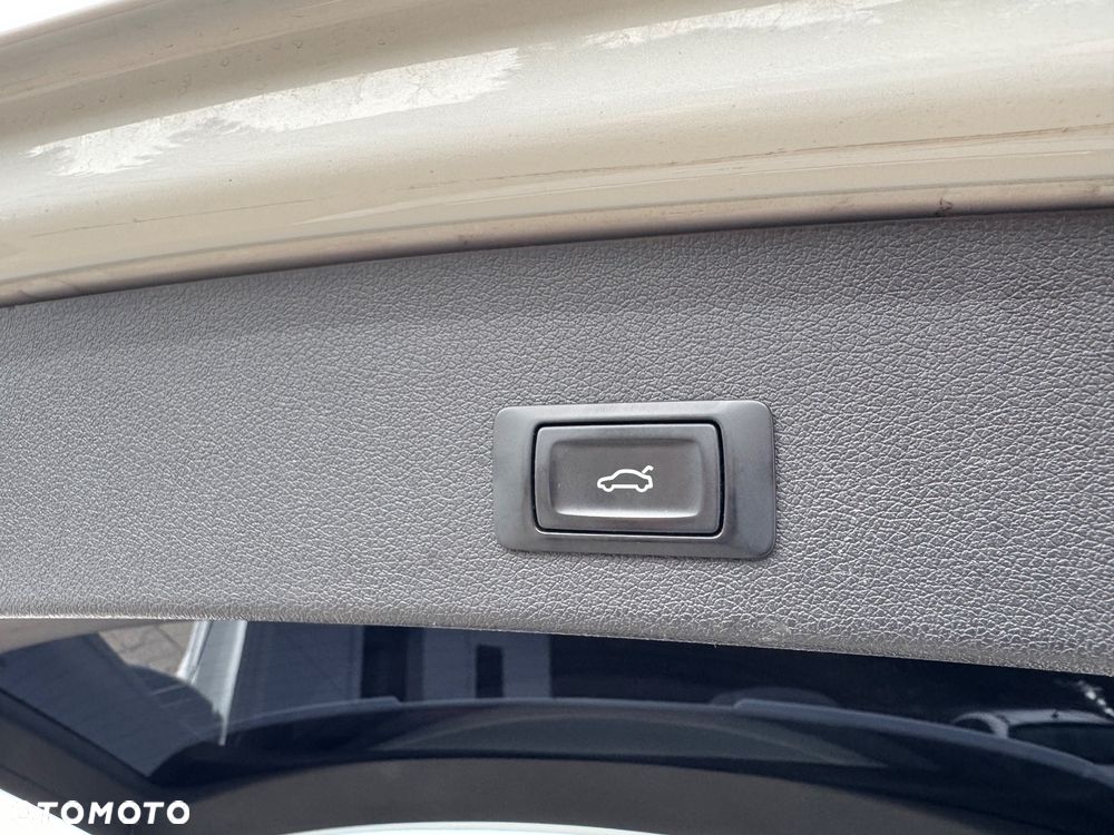 Audi SQ5 - 32