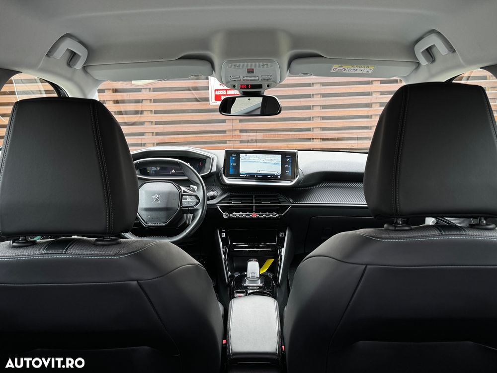Peugeot 2008 BlueHDi 130 EAT8 Allure Pack - 24