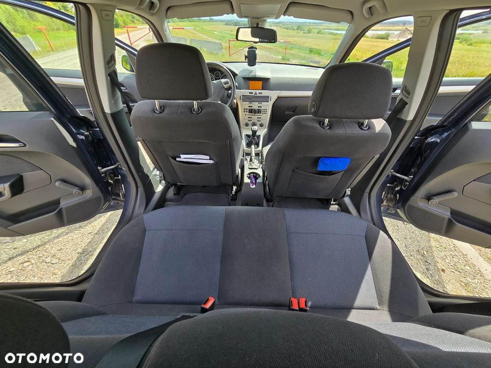 Opel Astra - 11