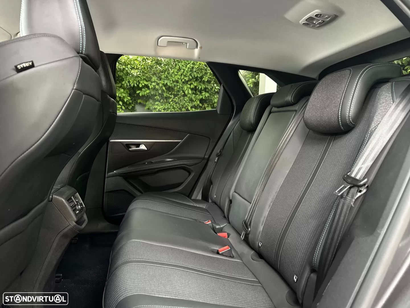 Peugeot 3008 PureTech 130 Stop & Start EAT6 Allure - 13