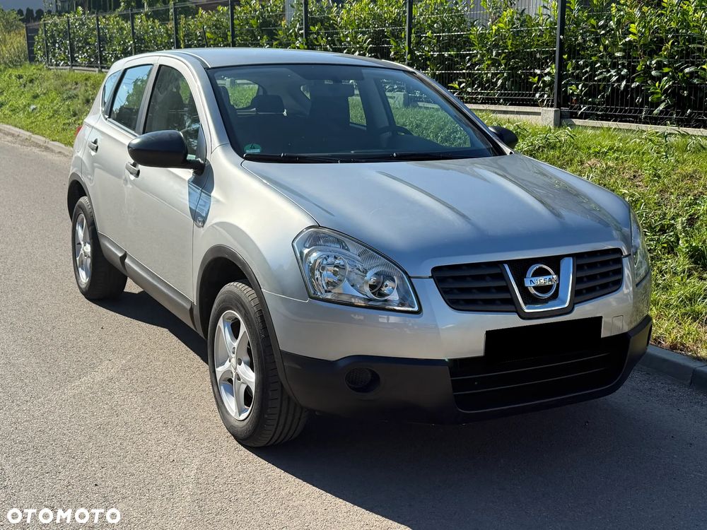 Nissan Qashqai 1.6 visia - 2