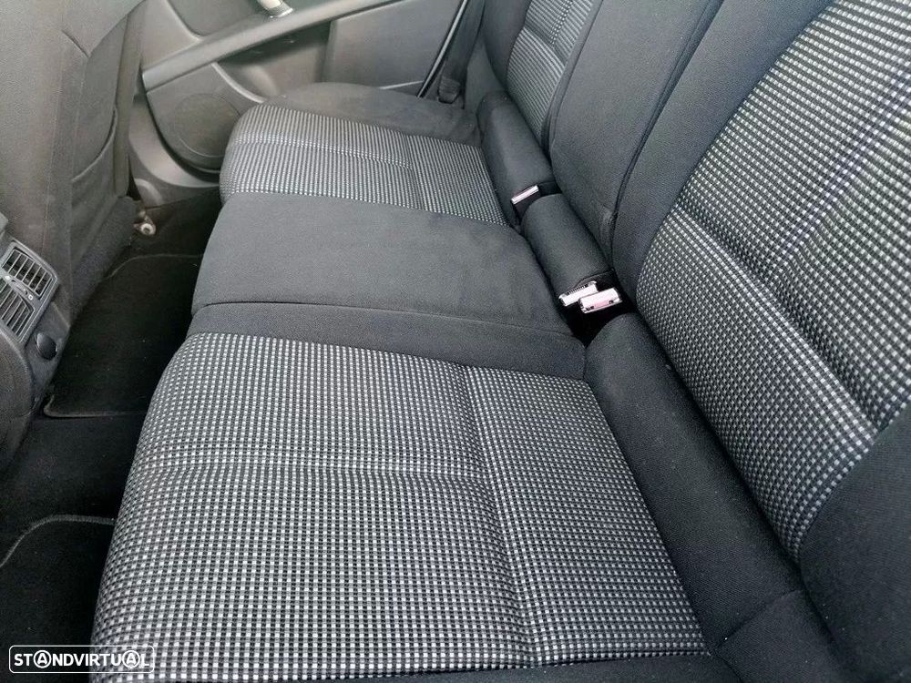 Peugeot 407 2.0 HDi Executive - 21