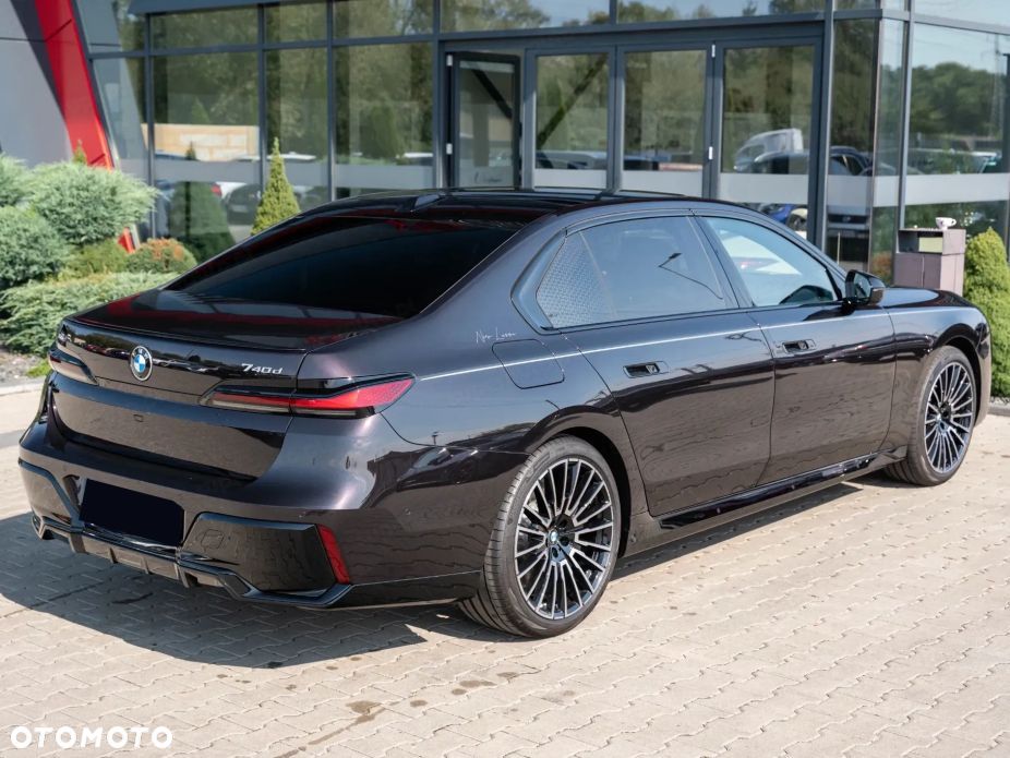 BMW Seria 7 740d xDrive mHEV Nero Lusso Edition sport - 7