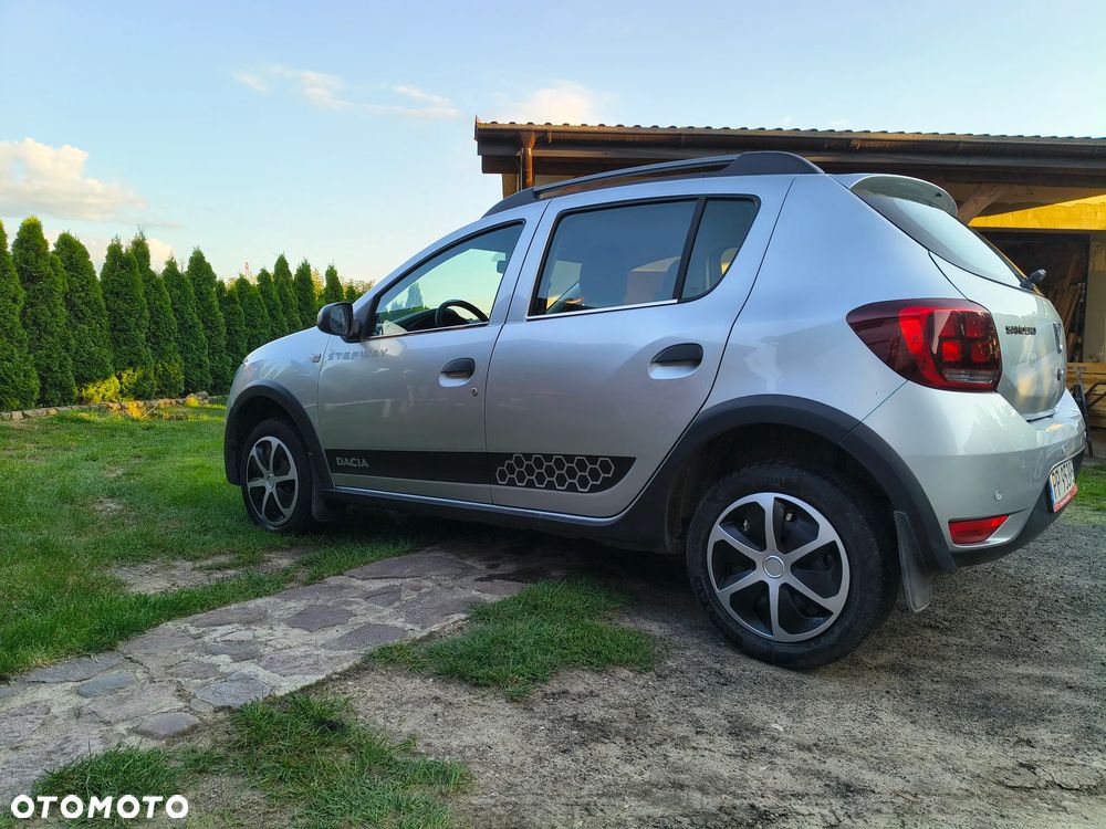 Dacia Sandero 1.0 SCe Laureate - 3