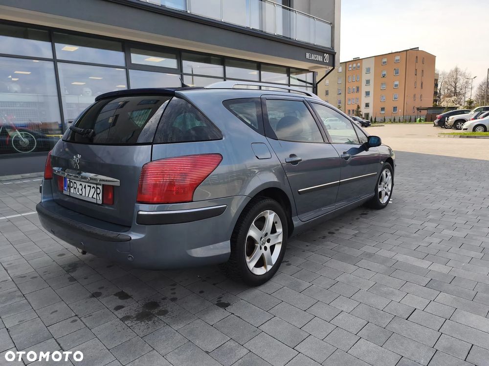 Peugeot 407 - 4