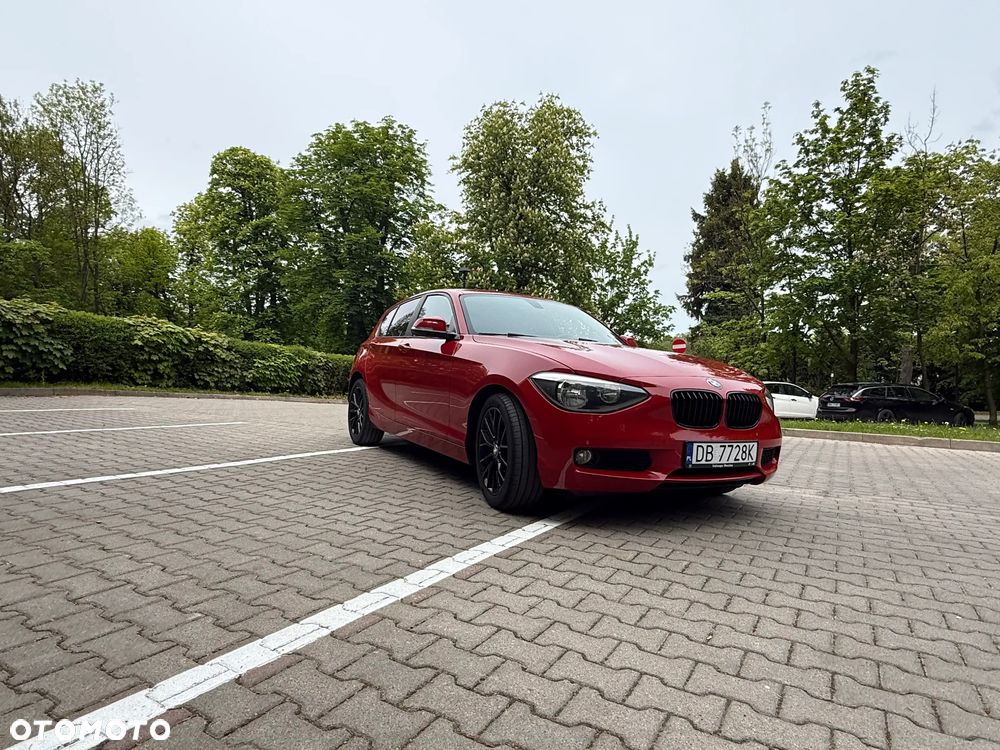 BMW Seria 1 116i - 8