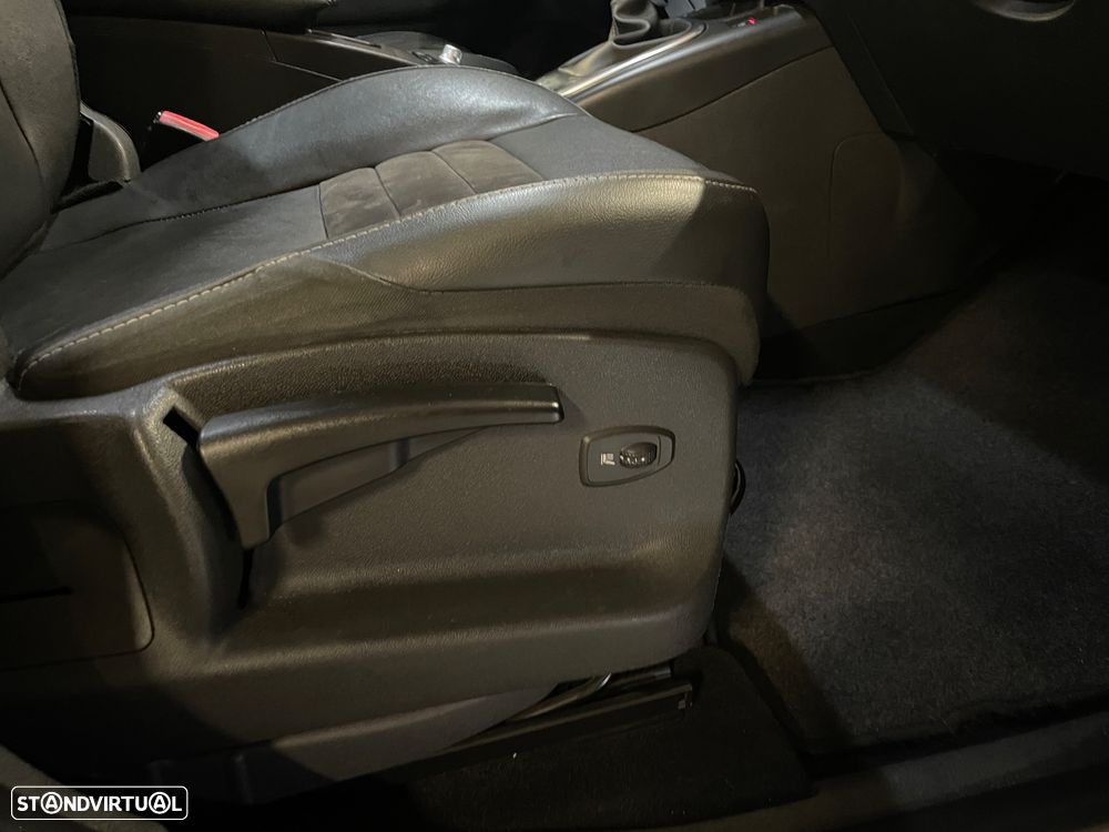 Renault Grand Scénic 1.6 dCi Bose Edition SS - 34