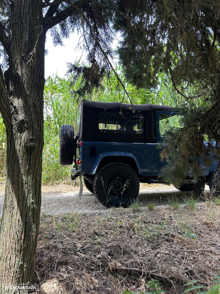 Land Rover Defender 90 2.5 Td5 Soft Top - 34
