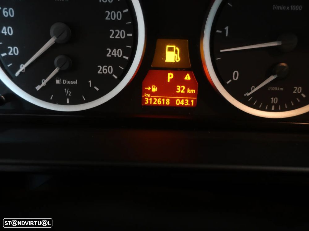 BMW 525 dA Touring - 17