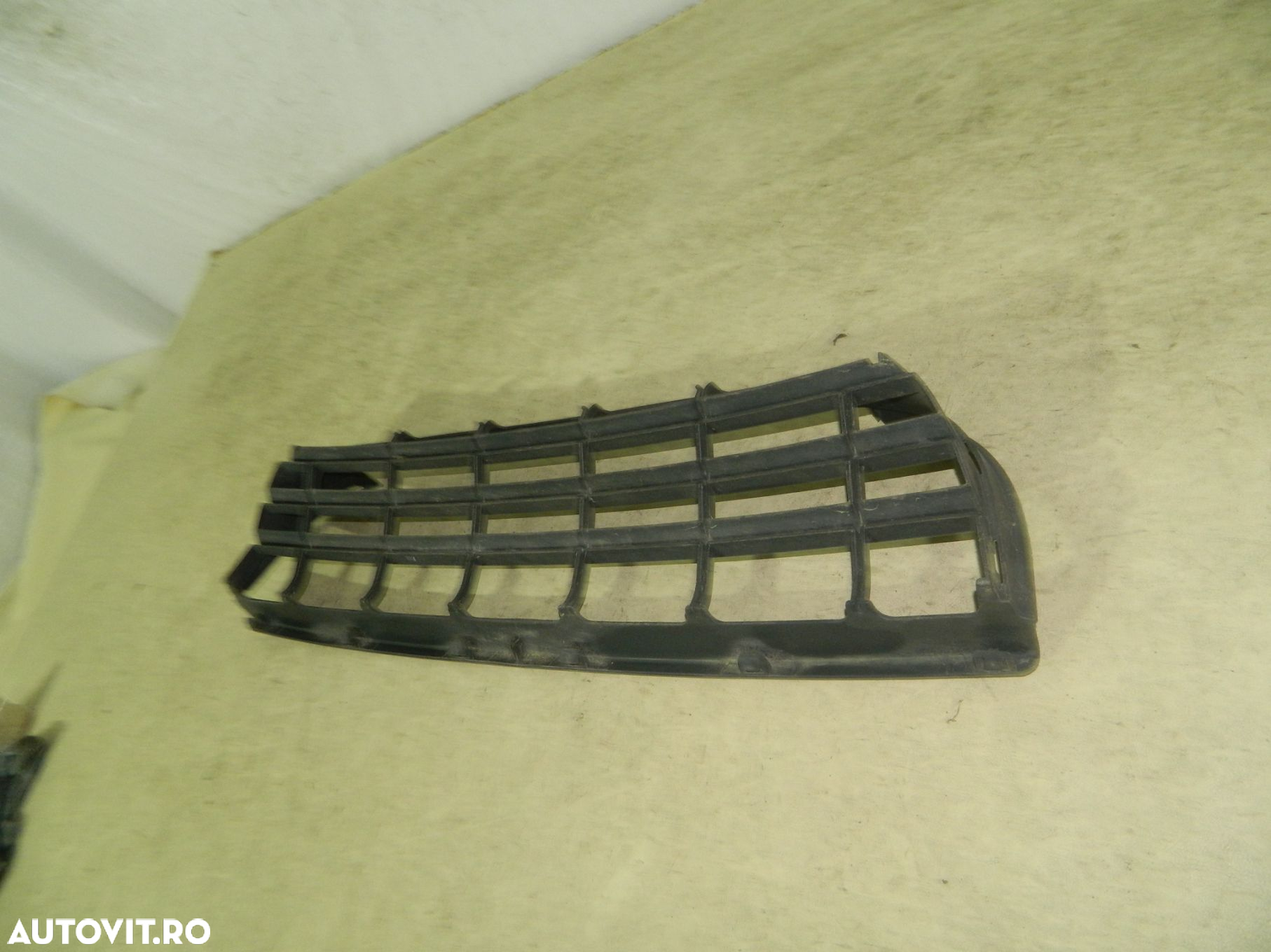 Grila inferioara bara fata, VW Crafter, 2006, 2007, 2008, 2009, 2010, 2011, 2012,, 2E0807835A - 5