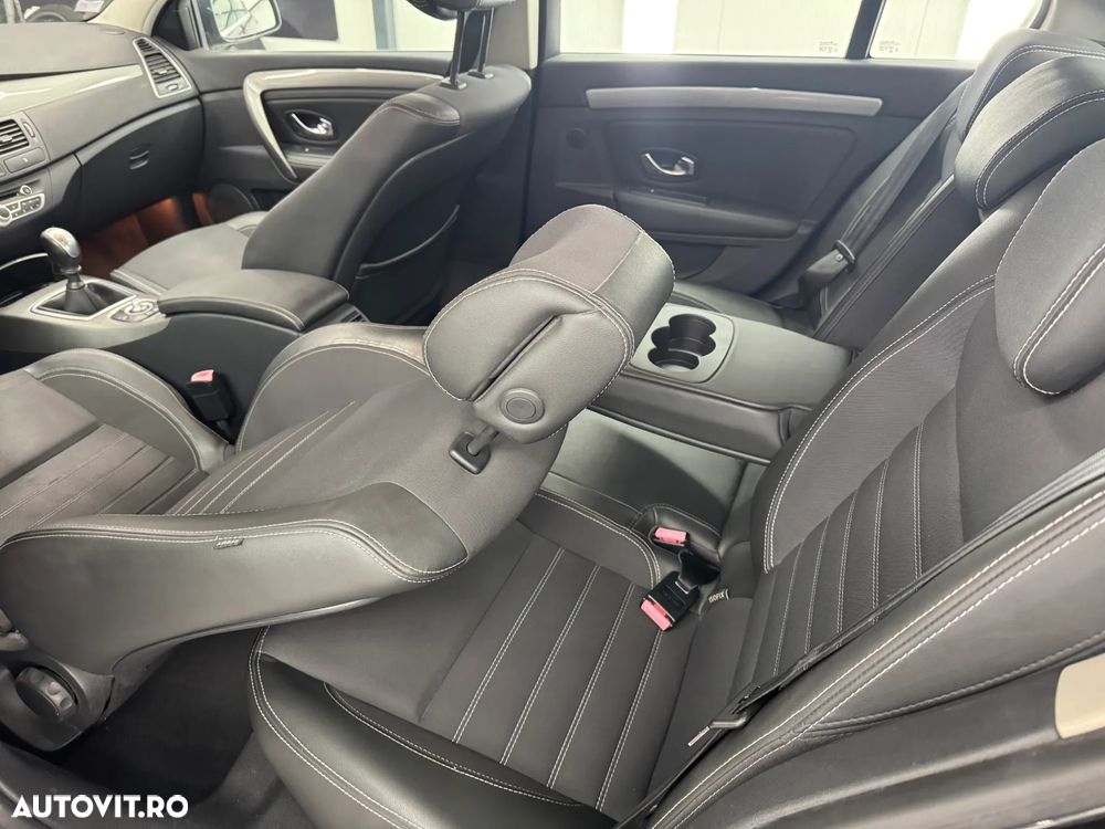 Renault Laguna dCi 110 FAP Paris Business - 12