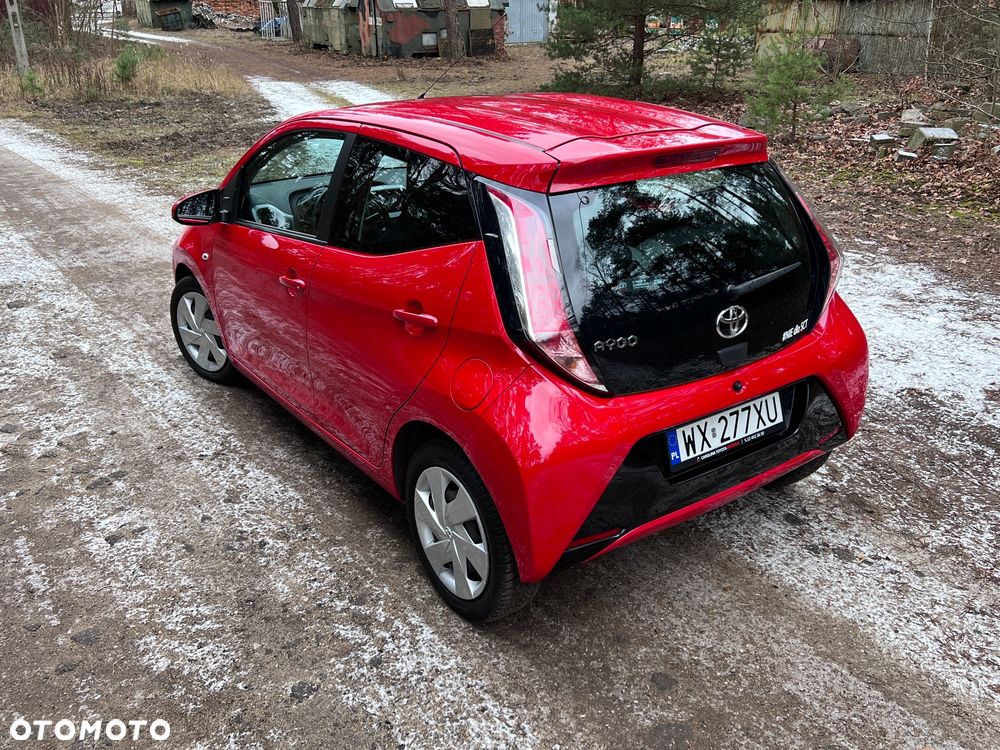 Toyota Aygo x-play - 8