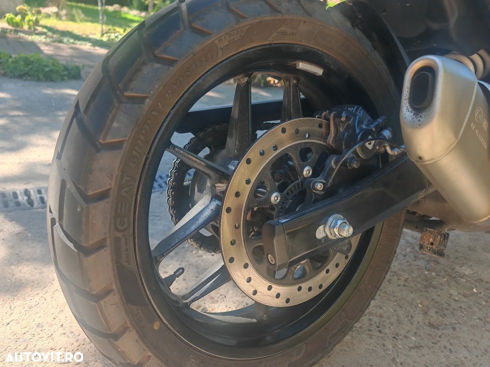 Royal Enfield Himalayan - 7