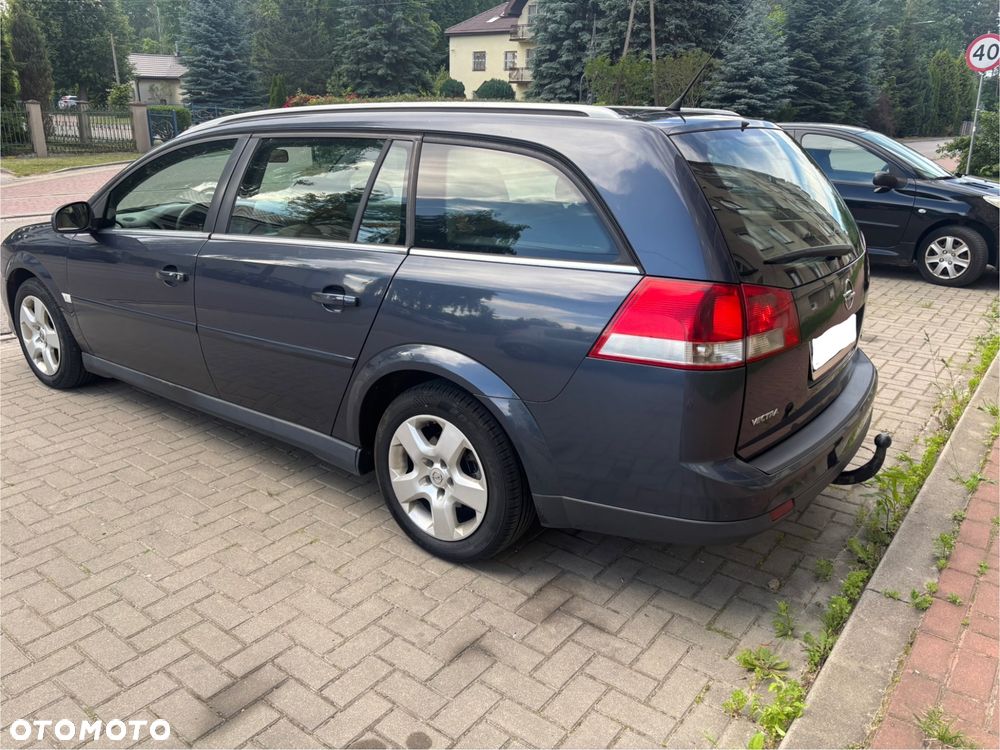 Opel Vectra 1.9 CDTI Essentia - 8