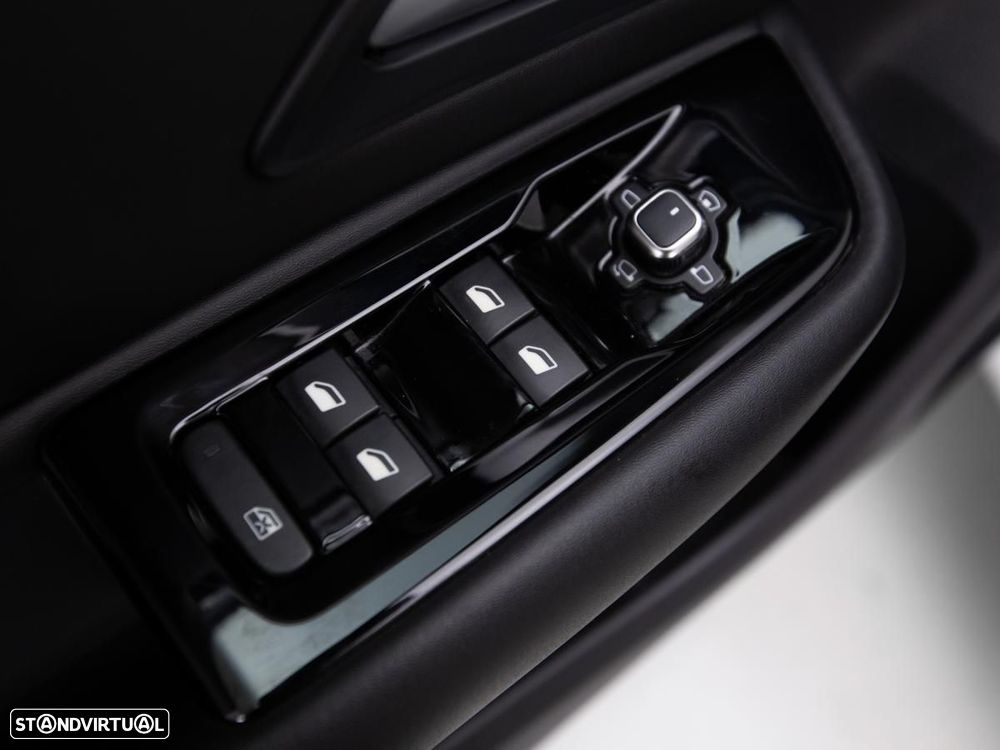 Citroën C5 X 1.6 Hybrid Shine e-EAT8 - 16