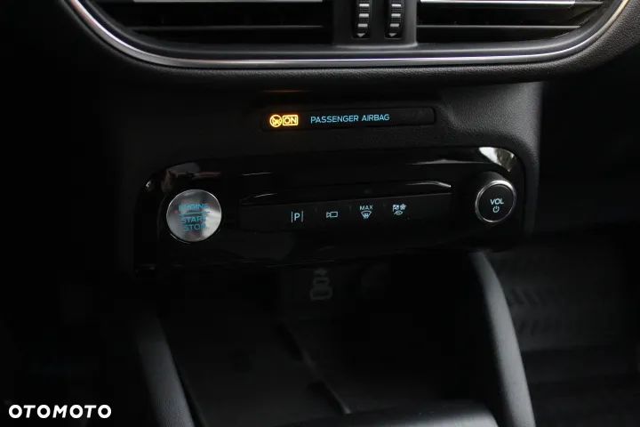 Ford Kuga 2.5 FHEV FWD Titanium X - 20