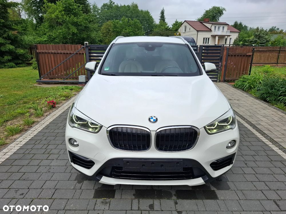 BMW X1 sDrive18d Sport Line - 2
