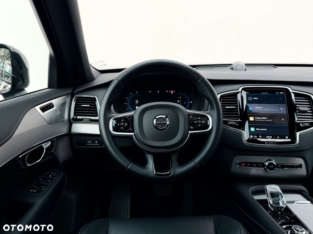 Volvo XC 90 - 23