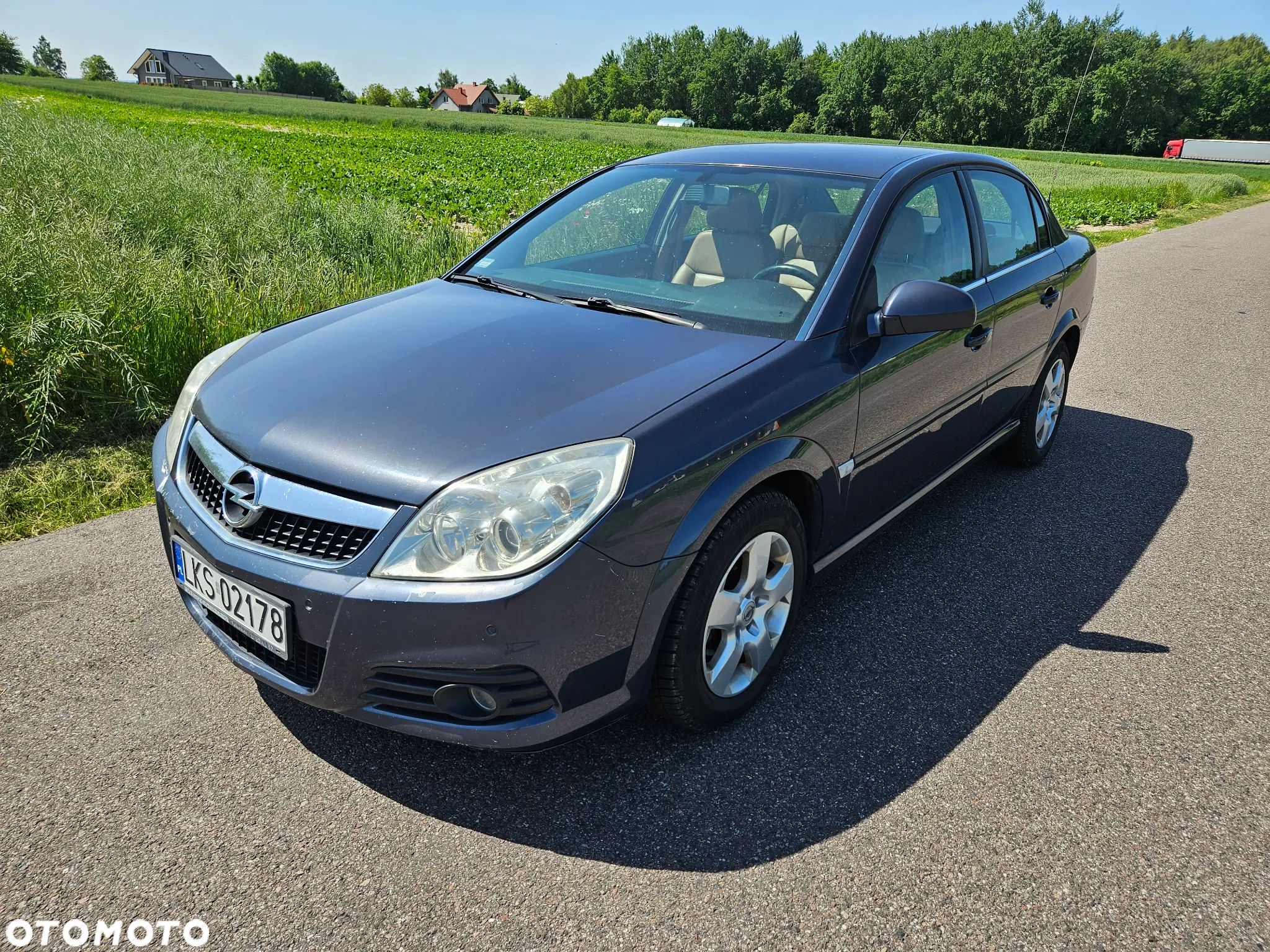 Opel Vectra 1.9 CDTI Comfort - 1